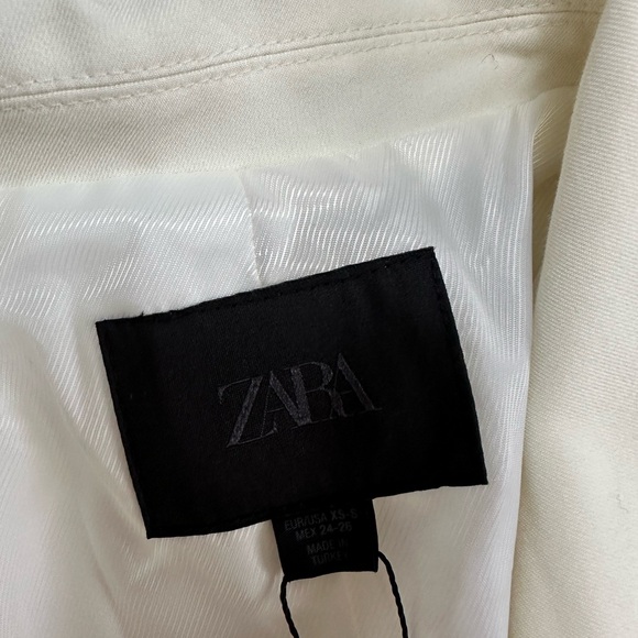 NWT ZARA OVERSIZED DOUBLE BREASTED BLAZER -
Light beige - Picture 9 of 16